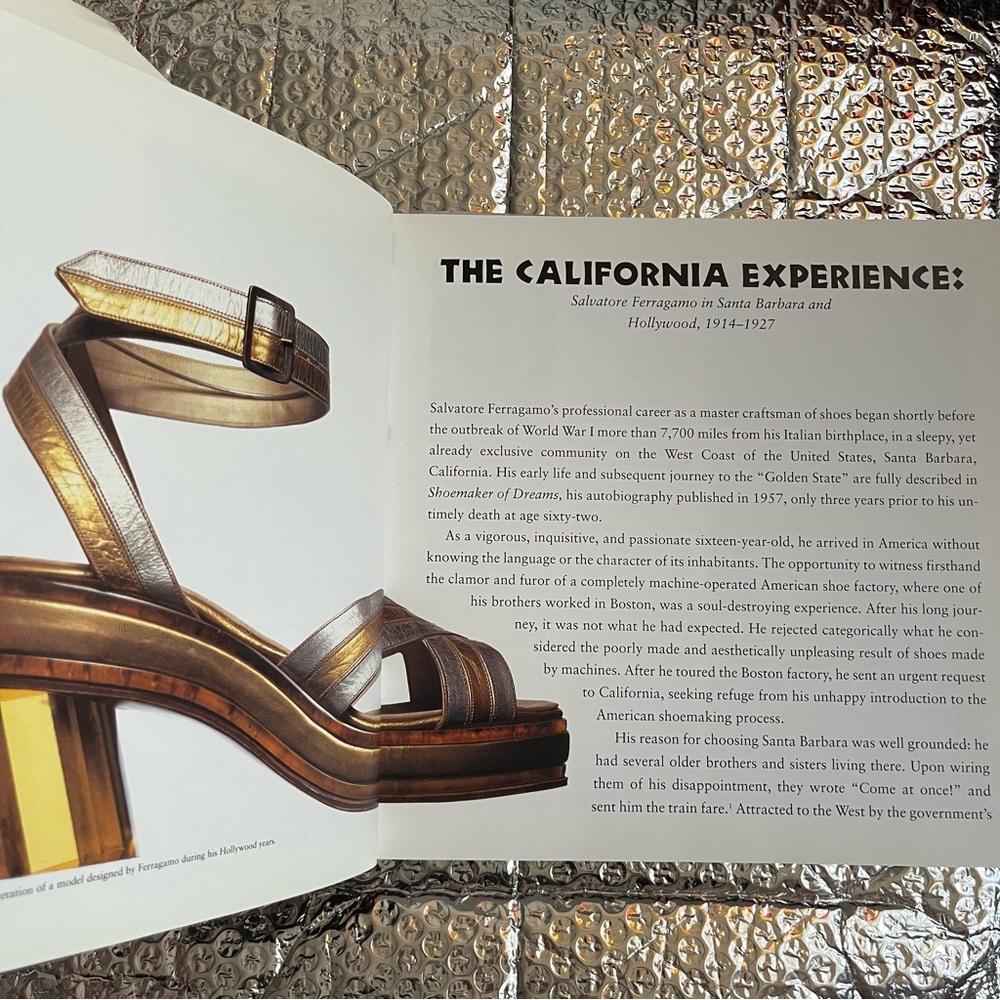 SALVATORE FERRAGAMO: THE ART OF THE SHOE (1898-1960) • RIZZOLI • 1992 HARDCOVER - Picture 4 of 16